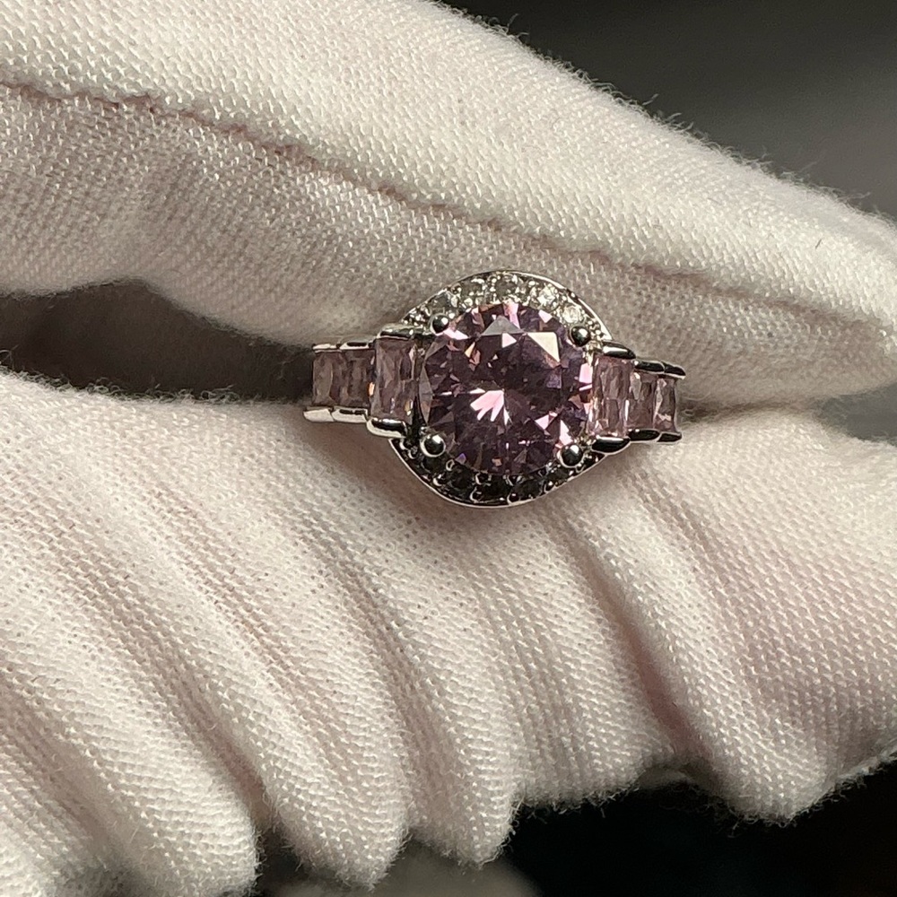 Estate Jewelry Pink Gemstone CZ with baguettes Silver Cocktail Ring Sz 6 Vintage - Picture 3 of 6